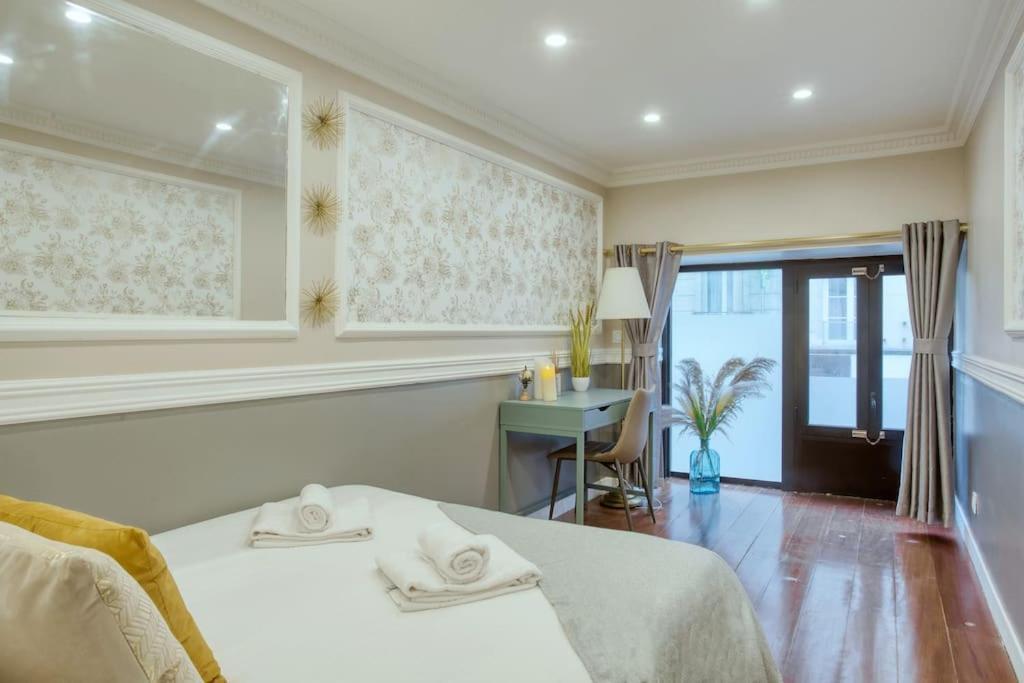 Le Nid Parisien Triplex Cosy Et Chaleureux Apartment ภายนอก รูปภาพ