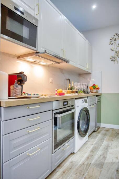 Le Nid Parisien Triplex Cosy Et Chaleureux Apartment ภายนอก รูปภาพ