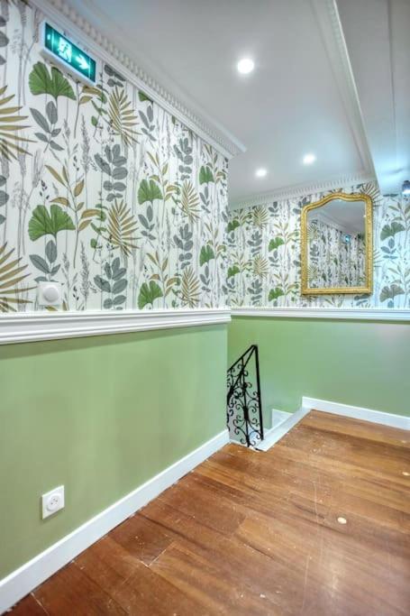 Le Nid Parisien Triplex Cosy Et Chaleureux Apartment ภายนอก รูปภาพ