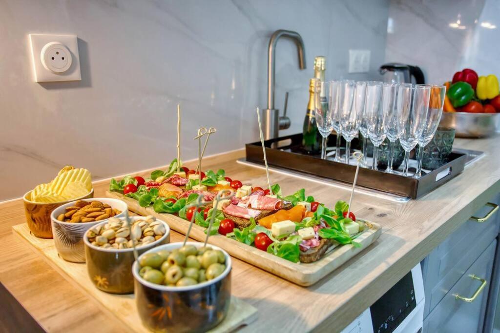 Le Nid Parisien Triplex Cosy Et Chaleureux Apartment ภายนอก รูปภาพ
